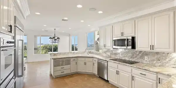 1171 Sunset Cliffs Blvd