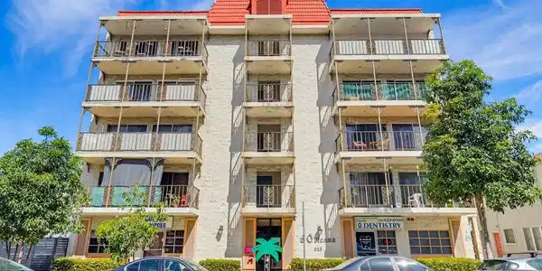 615 Broadway