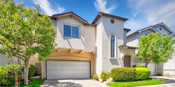 1331 Abraham Terrace
