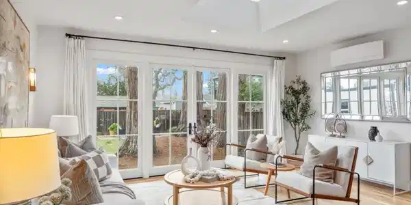 911 Vera Avenue