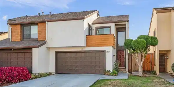 34917 Sea Cliff Ter
