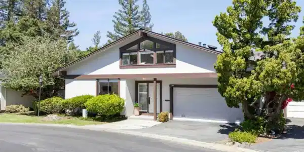 2466 Sharon Oaks Drive