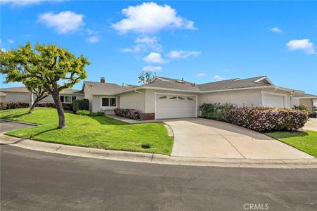 3326 Paseo Halcon