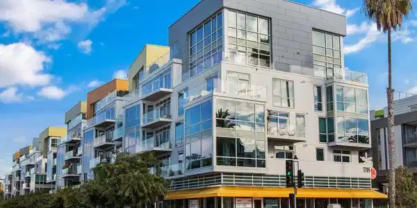 1705 Ocean