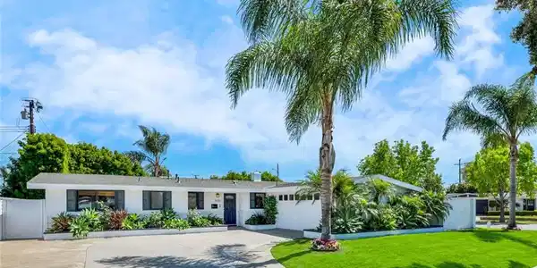 3076 Samoa Place