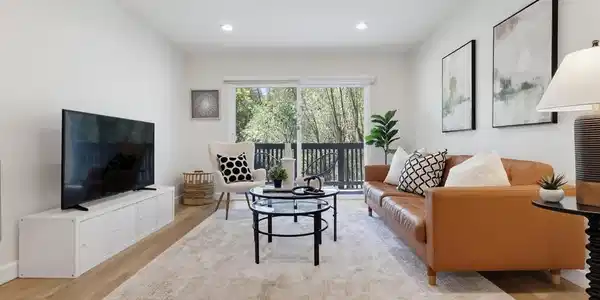 3601 W Hidden Ln