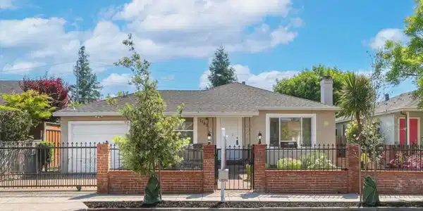 1162 Oliver Street