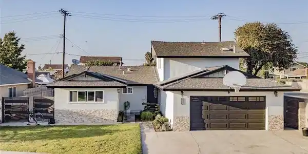 9485 Geranium Circle