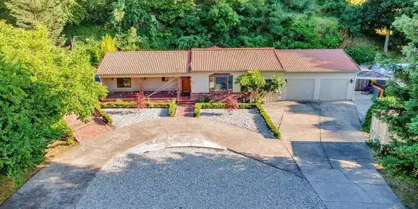 3950 Pinole Valley Rd