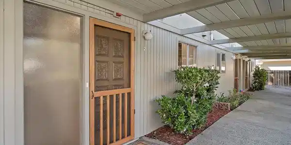 2047 Montecito