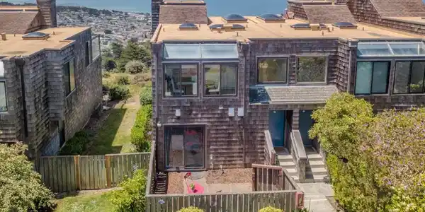 262 Beachview Avenue