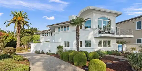 433 Seaview Drive