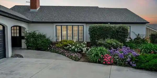 386 Dorothy Avenue