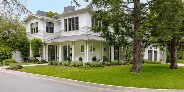 800 GREENTREE Road