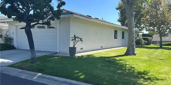 3389 Paseo Halcon