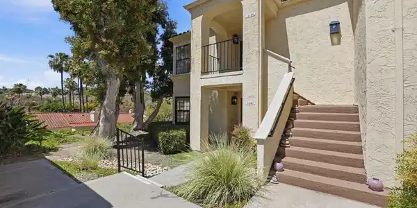 3140 Arroyo Vista
