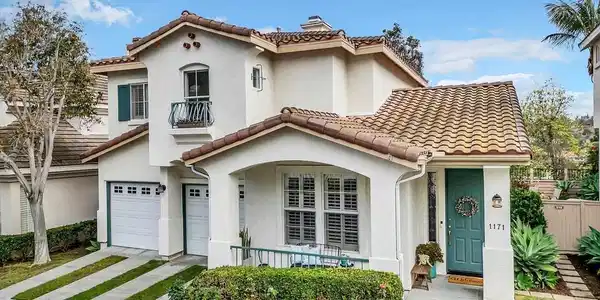 1171 Monterey Place