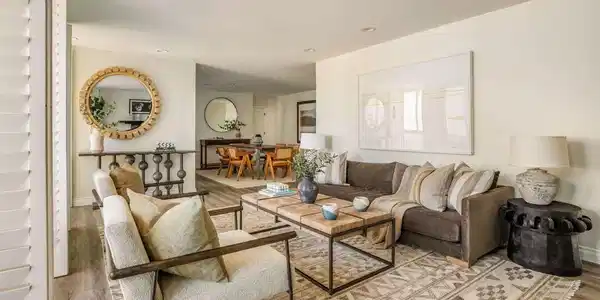 30 Driftwood Street