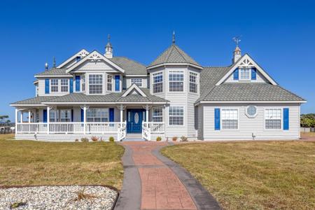 19351 Del Mar Drive