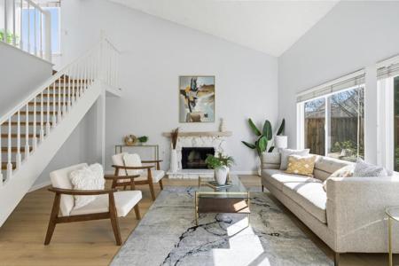 107 Evandale