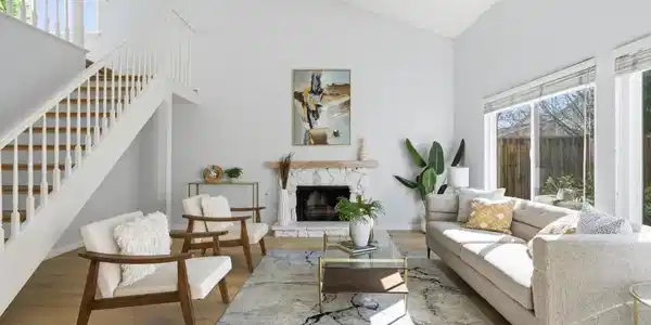 107 Evandale