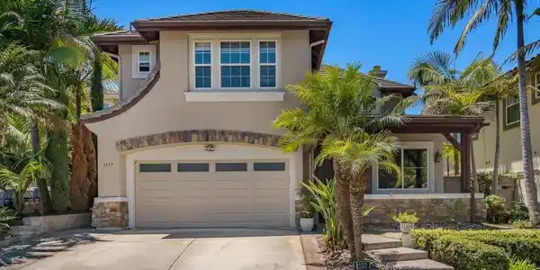 1157 Alexandra Lane