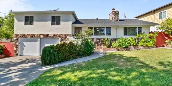 1118 Alameda De Las Pulgas