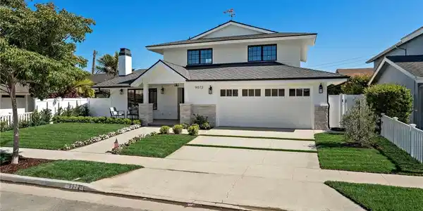 9072 Niguel Circle