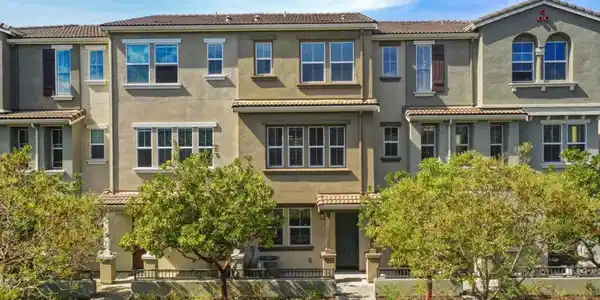 2305 Gibbons Street