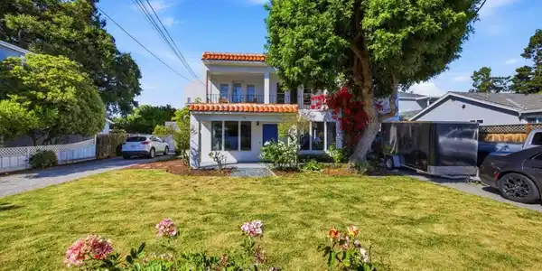 69 Nueva Avenue