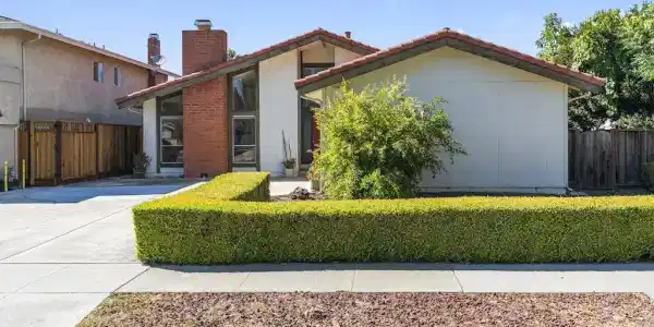 1612 Peachwood Drive
