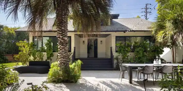 949 Nowita Place