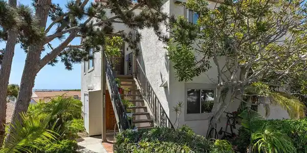 6575 Paseo Del Norte