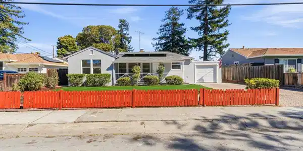 27 Yarnall Place