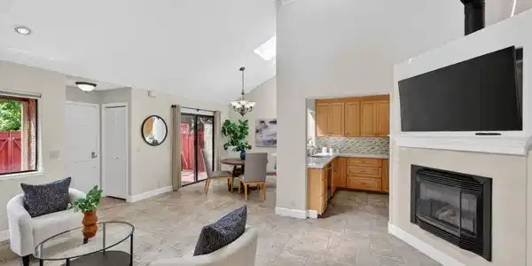 3015 Arlington Drive