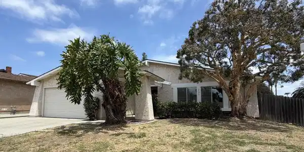 2586 Waxwing Avenue