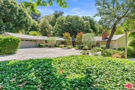 2000 Mandeville Canyon Road
