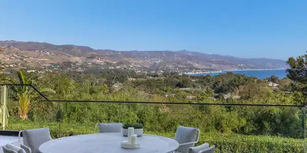 7052 Dume Drive