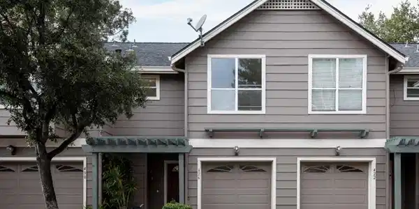 426 Hillwood Court