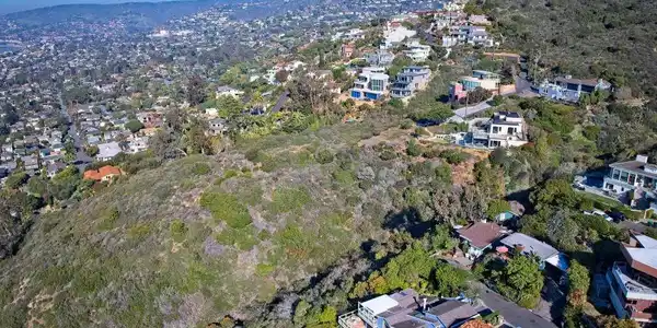 2333 San Clemente