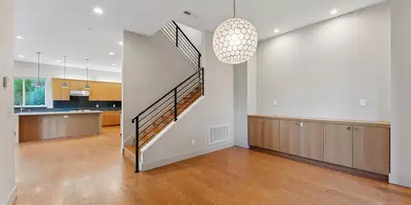 5917 Balboa