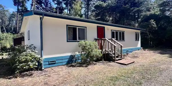 18751 Sears Lane