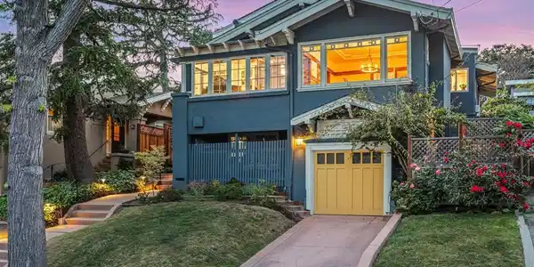 121 Nova Dr