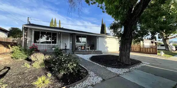 251 Rose Ann Ave.