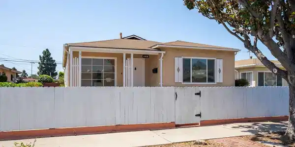 1418 E Mauretania Street