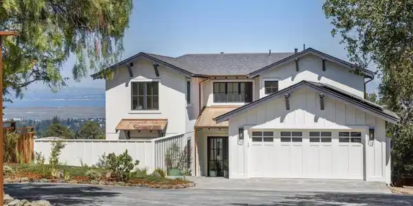 717 Vernal Way