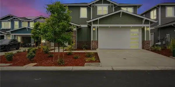 604 Nomad Court