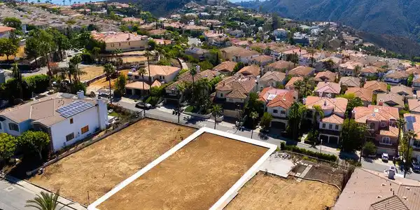 16826 Calle De Sarah