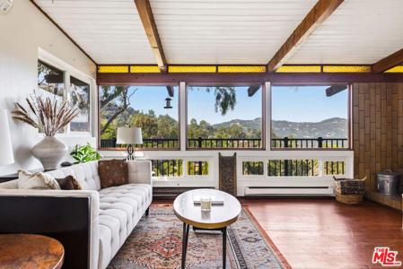 19781 Grand View Drive