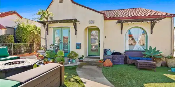 418 Miramar Drive
